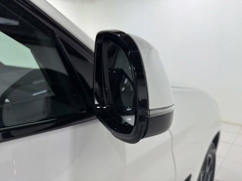 Used 2025 BMW X4 xDrive30i w/ Premium Package AWD/4WD image 26