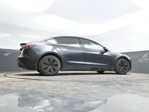Used 2025 Tesla Model 3 Long Range image 35