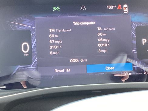 Used 2026 Volvo XC40 B5 Plus w/ Protection Package Premier image 24