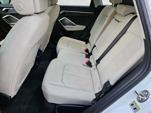 Used 2020 Audi Q3 2.0T Premium w/ Convenience Package image 18