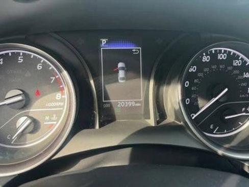 Used 2023 Toyota Camry SE image 2