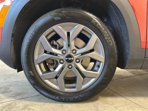Used 2024 Kia Seltos S AWD/4WD image 10