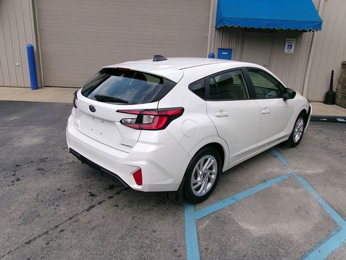 Used 2024 Subaru Impreza 2.0i image 4