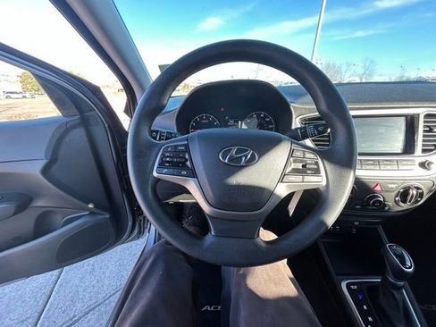 Used 2021 Hyundai Accent SEL image 13