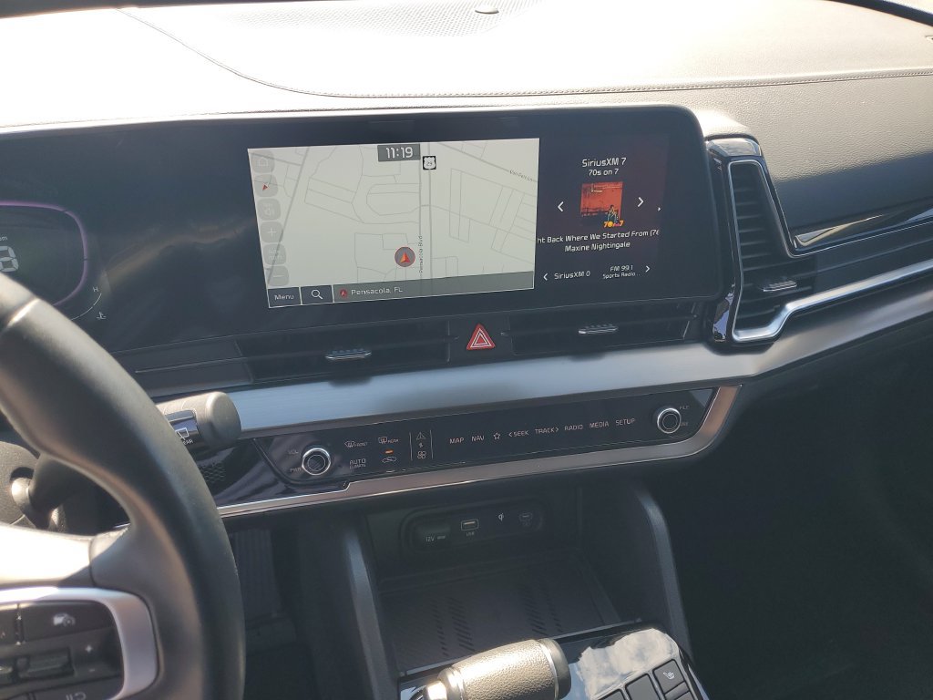 Used 2025 Kia Sportage EX FWD image 16