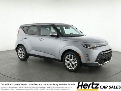 Used 2025 Kia Soul LX w/ LX Technology Package image 1