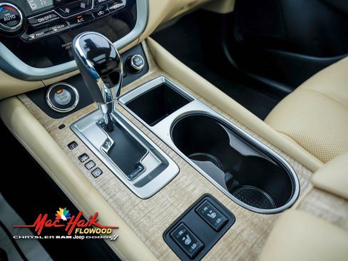 Used 2021 Nissan Murano SL w/ SL Moonroof Package image 24