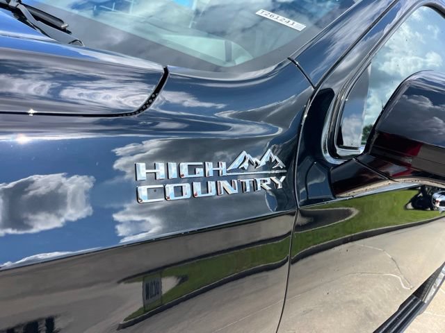 New 2026 Chevrolet Tahoe High Country RWD image 3