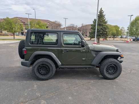 Used 2021 Jeep Wrangler Sport image 4