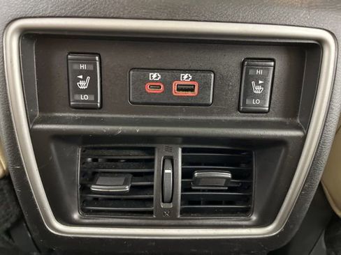 Used 2020 Nissan Murano Platinum image 44