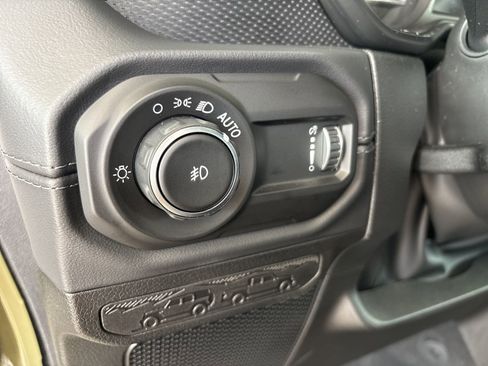 New 2026 Jeep Wrangler Unlimited Rubicon 392 w/ Quick Order Package 27X Moab AWD/4WD image 11
