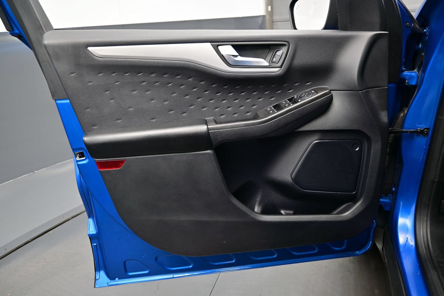Used 2020 Ford Escape SE Sport AWD/4WD image 9