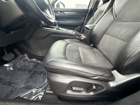 Used 2018 MAZDA CX-5 Touring image 12