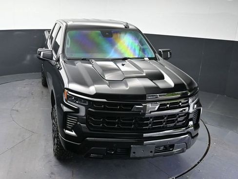 Used 2024 Chevrolet Silverado 1500 LT Trail Boss w/ LT Trail Boss Premium Package AWD/4WD image 22