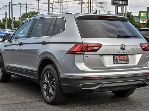 Used 2022 Volkswagen Tiguan SE AWD/4WD image 8