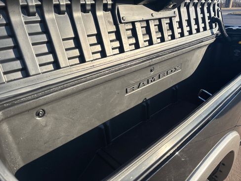 Used 2020 RAM 1500 Laramie image 15