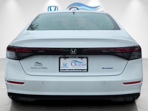 Used 2023 Honda Accord EX-L image 4