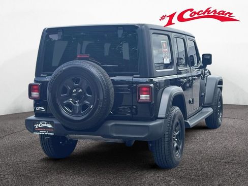 Used 2022 Jeep Wrangler Unlimited Sport AWD/4WD image 7