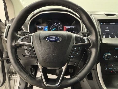 Used 2017 Ford Edge SEL w/ Equipment Group 201A image 17