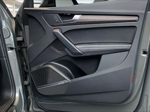 Used 2023 Audi Q5 2.0T Premium Plus w/ Premium Plus Package image 22