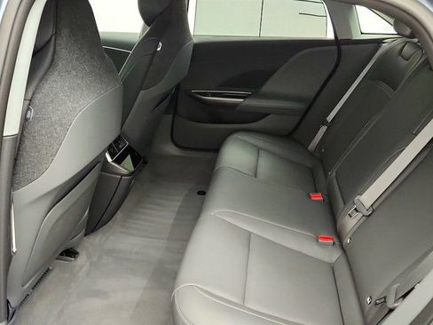 Used 2025 Lucid Air Touring AWD/4WD image 22