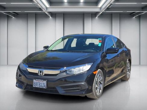 Used 2017 Honda Civic EX image 3