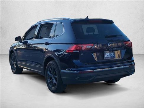 Used 2023 Volkswagen Tiguan SE w/ Panoramic Sunroof Package image 7