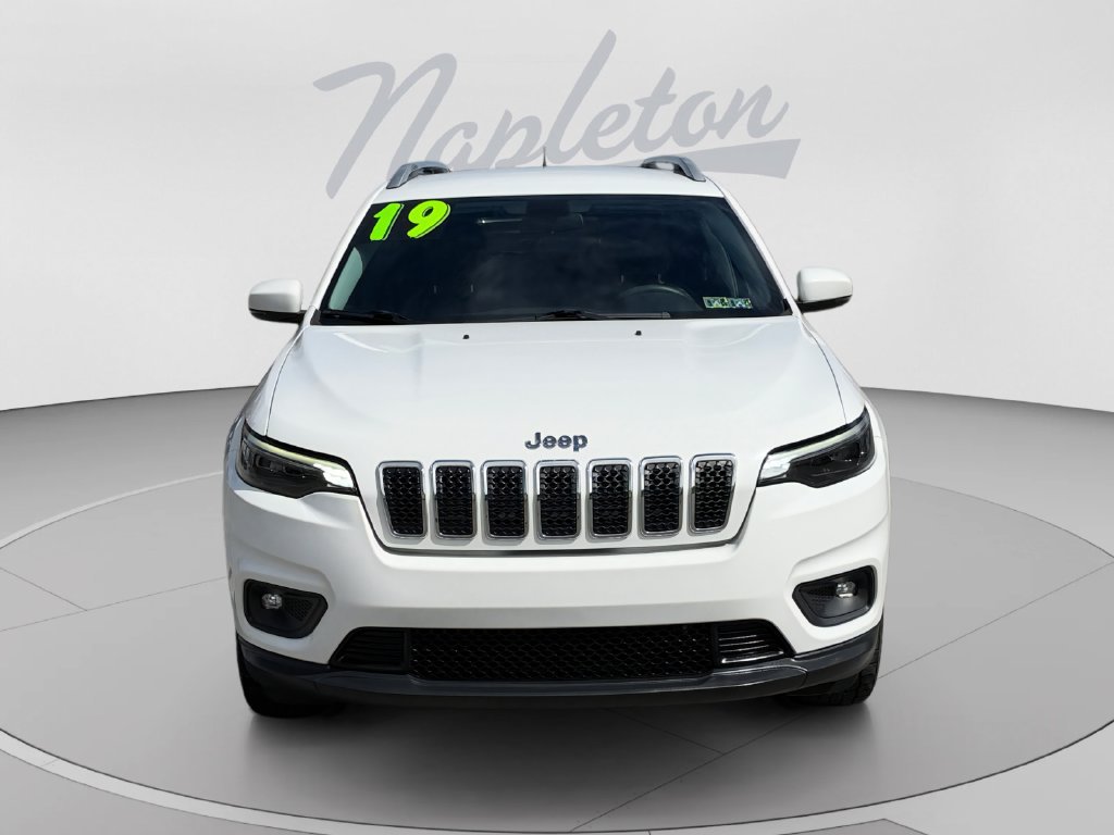 Certified 2019 Jeep Cherokee Latitude Plus w/ Cold Weather Group AWD/4WD image 9