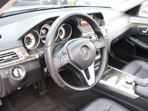 Used 2014 Mercedes-Benz E 350 Sedan image 17