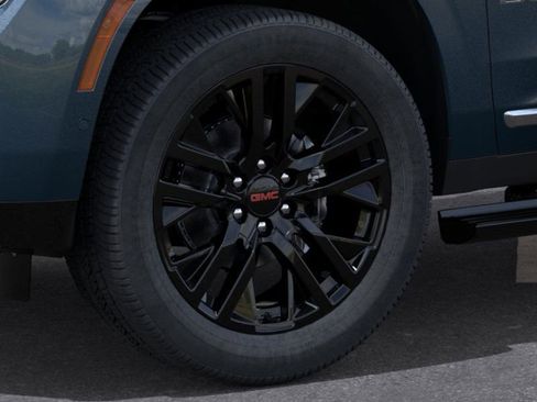 New 2026 GMC Yukon Denali w/ Sun & Power Step Package image 9