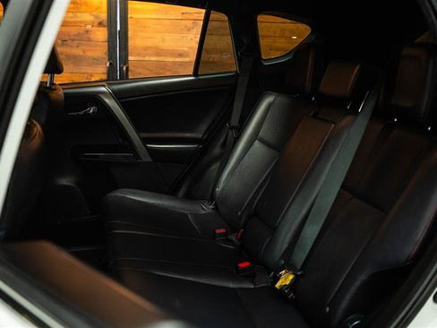 Used 2018 Toyota RAV4 SE w/ Power Extra Value Package image 11