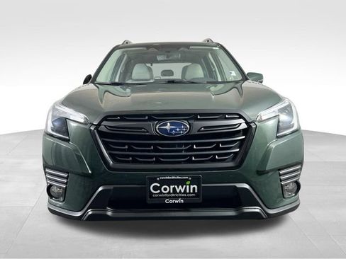 Used 2023 Subaru Forester Limited AWD/4WD image 5