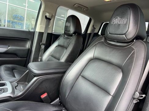 Used 2020 Chevrolet Colorado ZR2 w/ Colorado ZR2 Bison Edition image 10