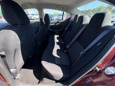 Used 2025 Nissan Sentra SV FWD image 19