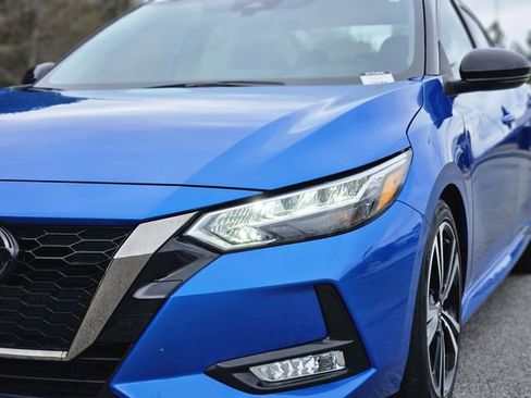 Certified 2022 Nissan Sentra SR w/ Electronics Package image 9