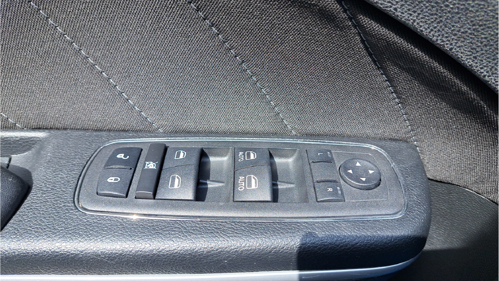 Used 2023 Dodge Charger SXT w/ Cold Weather Package RWD image 24