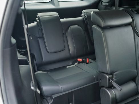 Used 2023 Mitsubishi Outlander LE AWD/4WD image 27
