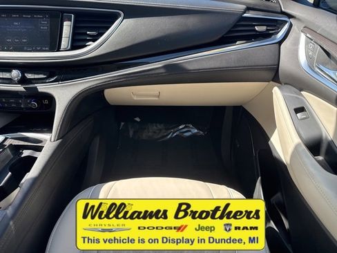 Used 2023 Buick Enclave Avenir w/ Avenir Technology Package image 25