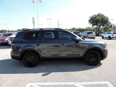 Used 2024 Kia Telluride EX X-Line AWD/4WD image 4