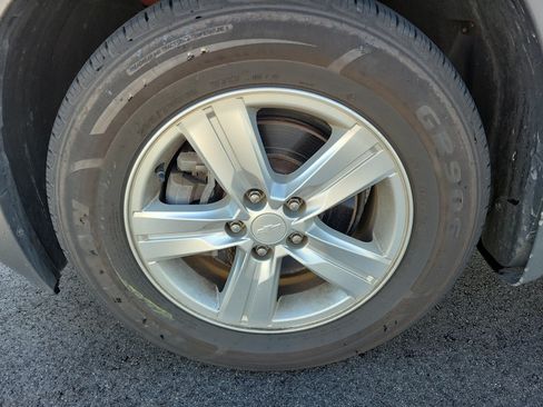 Used 2019 Chevrolet Trax LT w/ LPO, Protection Package FWD image 6