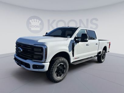 New 2025 Ford F250 Platinum w/ Tremor Off-Road Package