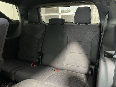 New 2026 Chevrolet Traverse LT w/ Enhanced Driving Package image 32