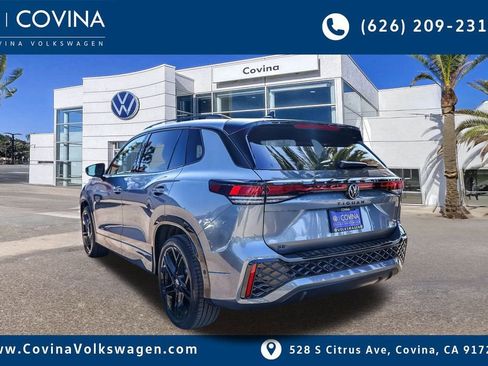 New 2026 Volkswagen Tiguan SE R-Line image 5