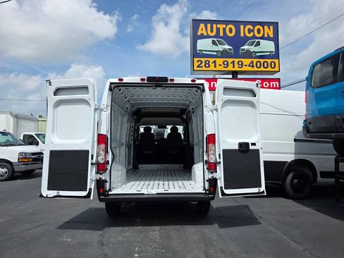 Used 2023 RAM ProMaster 2500 FWD image 12