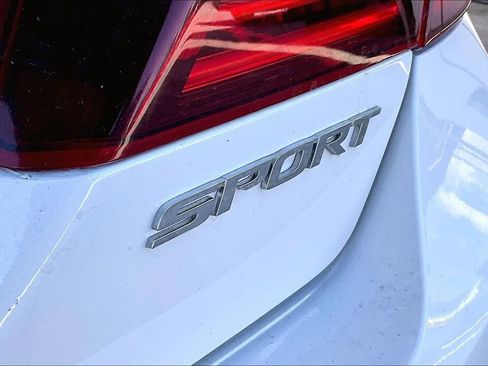 Used 2017 Honda Accord Sport image 21