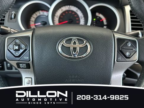 Used 2014 Toyota Tacoma 4x4 Double Cab w/ TRD Off-Road Package image 24
