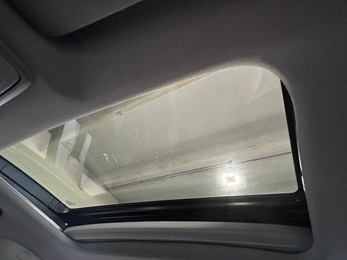 Used 2025 Acura Integra FWD image 30