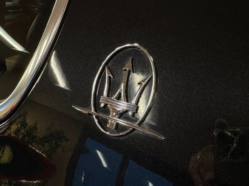 Used 2014 Maserati Quattroporte GTS image 10