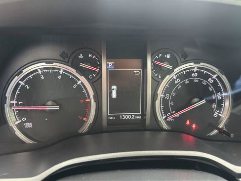 Used 2024 Toyota 4Runner TRD Off-Road Premium w/ Off Road Premium Plus Package AWD/4WD image 24