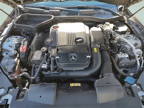 Used 2015 Mercedes-Benz SLK 250 image 31